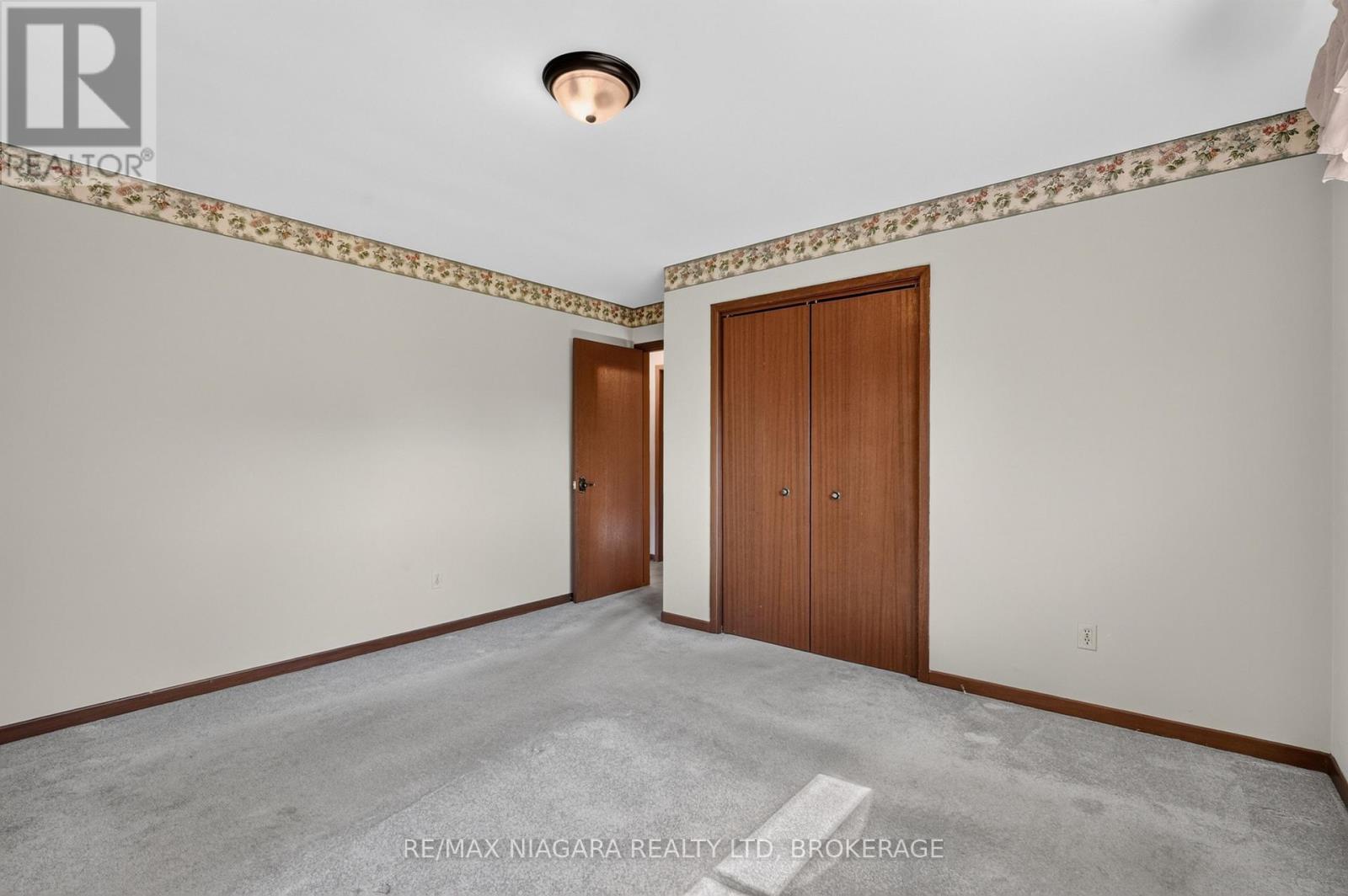 5777 SUNNYLEA CRESCENT - 21