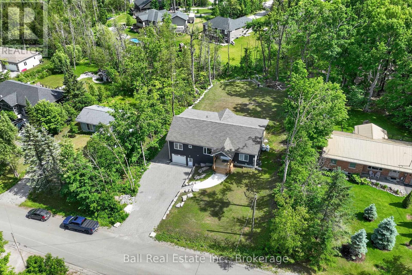 53 SUMCOT DRIVE - 42