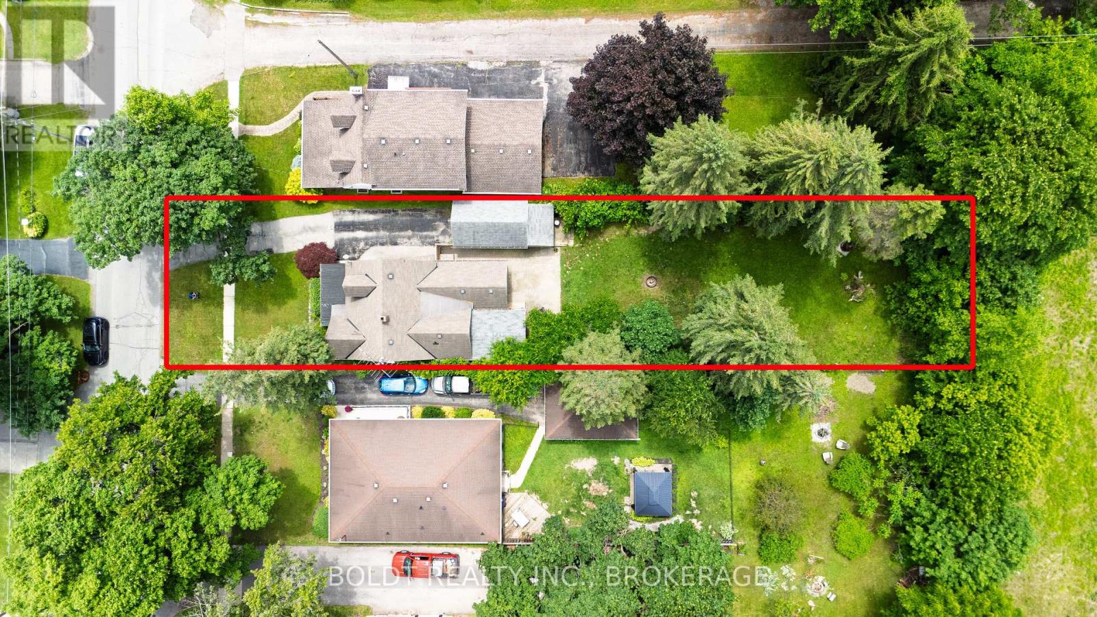 421 PROSPECT POINT ROAD N - 33