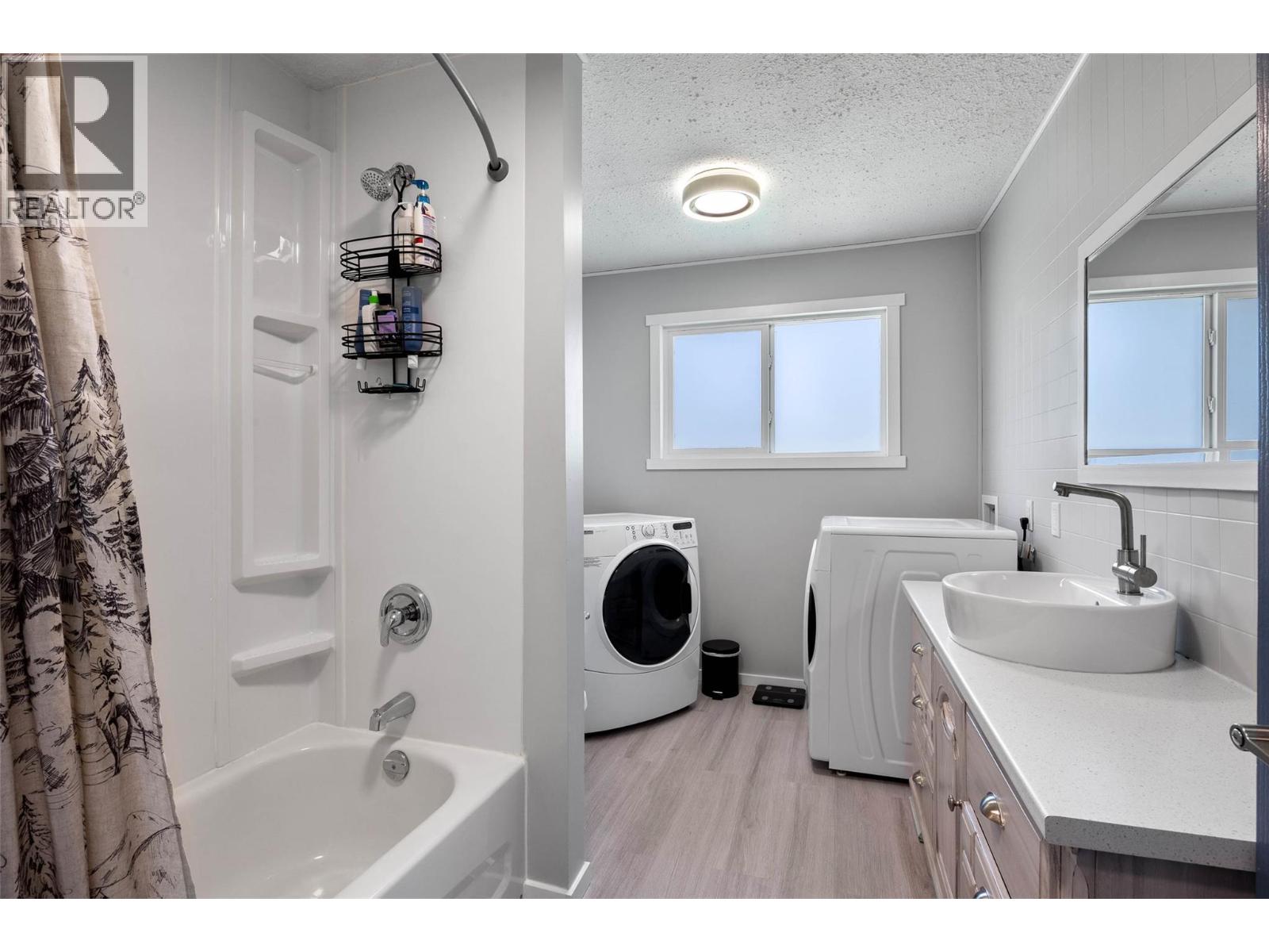 417 Carlstrom Road - 16