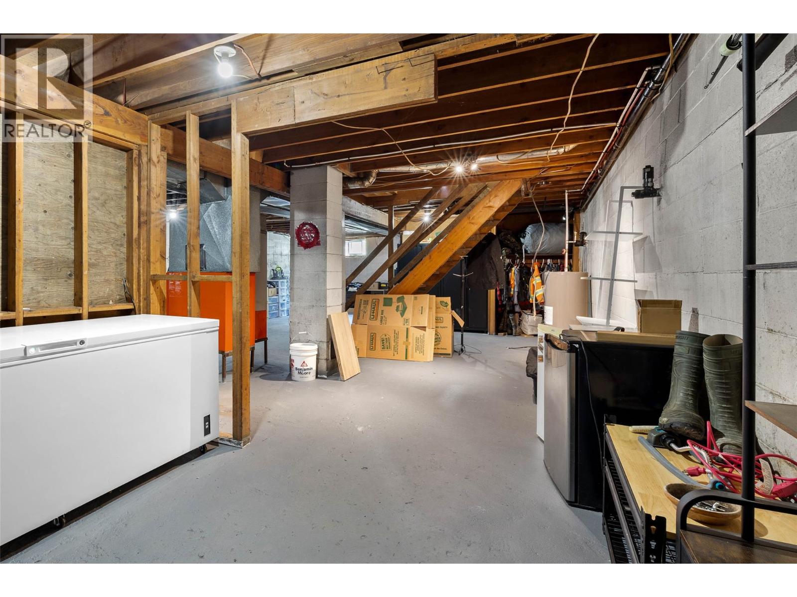 417 Carlstrom Road - 22