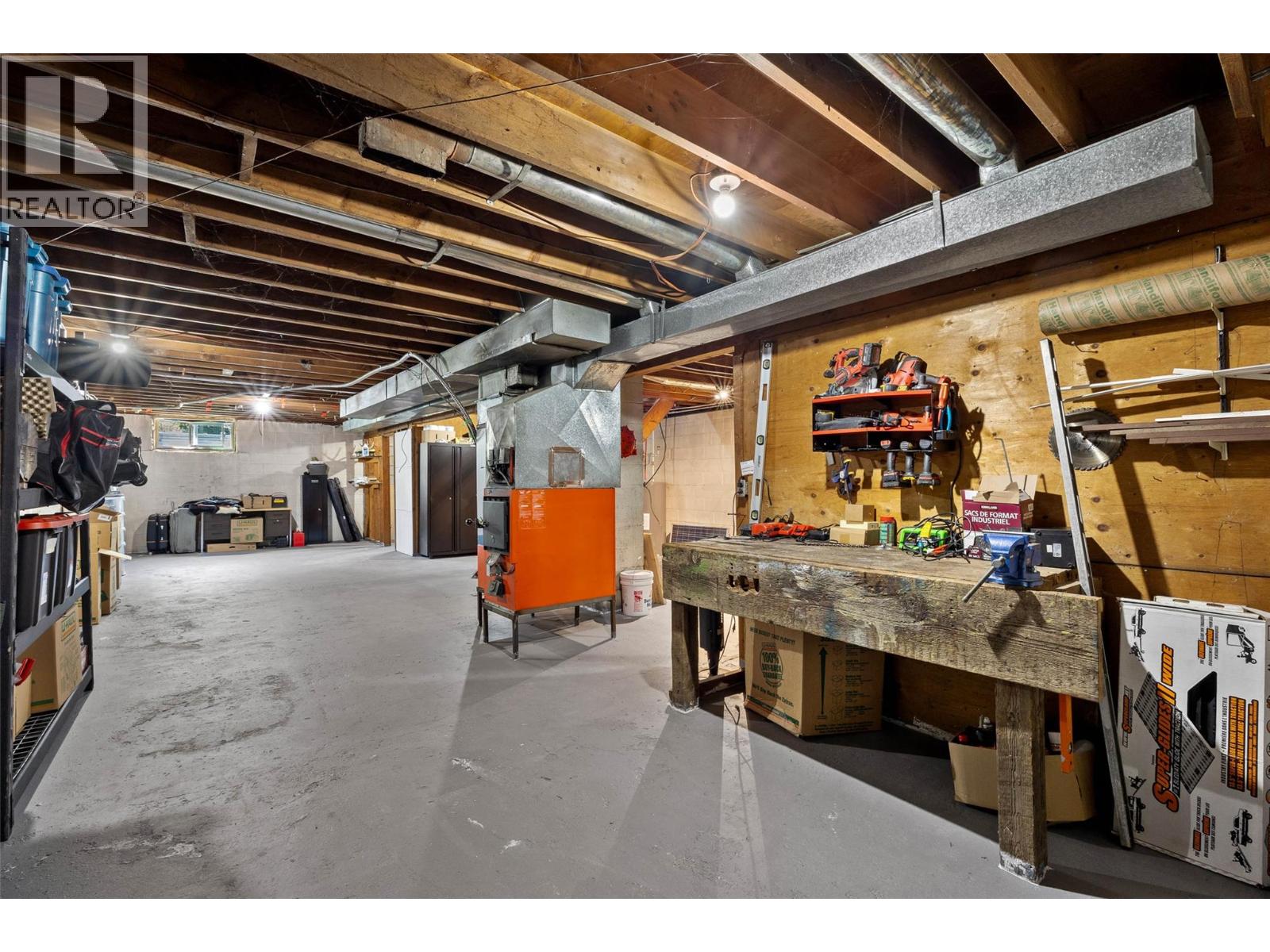 417 Carlstrom Road - 23
