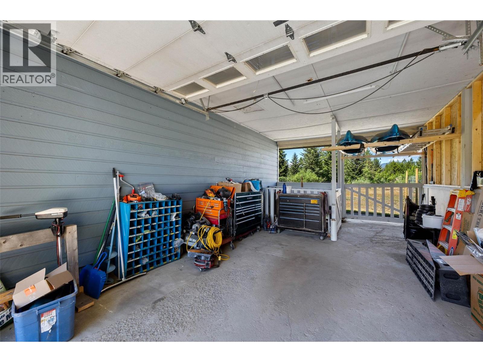 417 Carlstrom Road - 24
