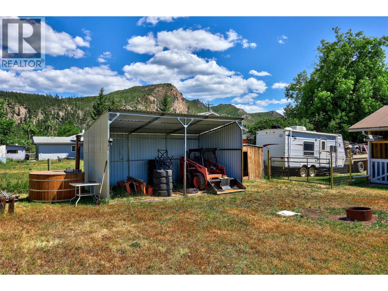 417 Carlstrom Road - 31
