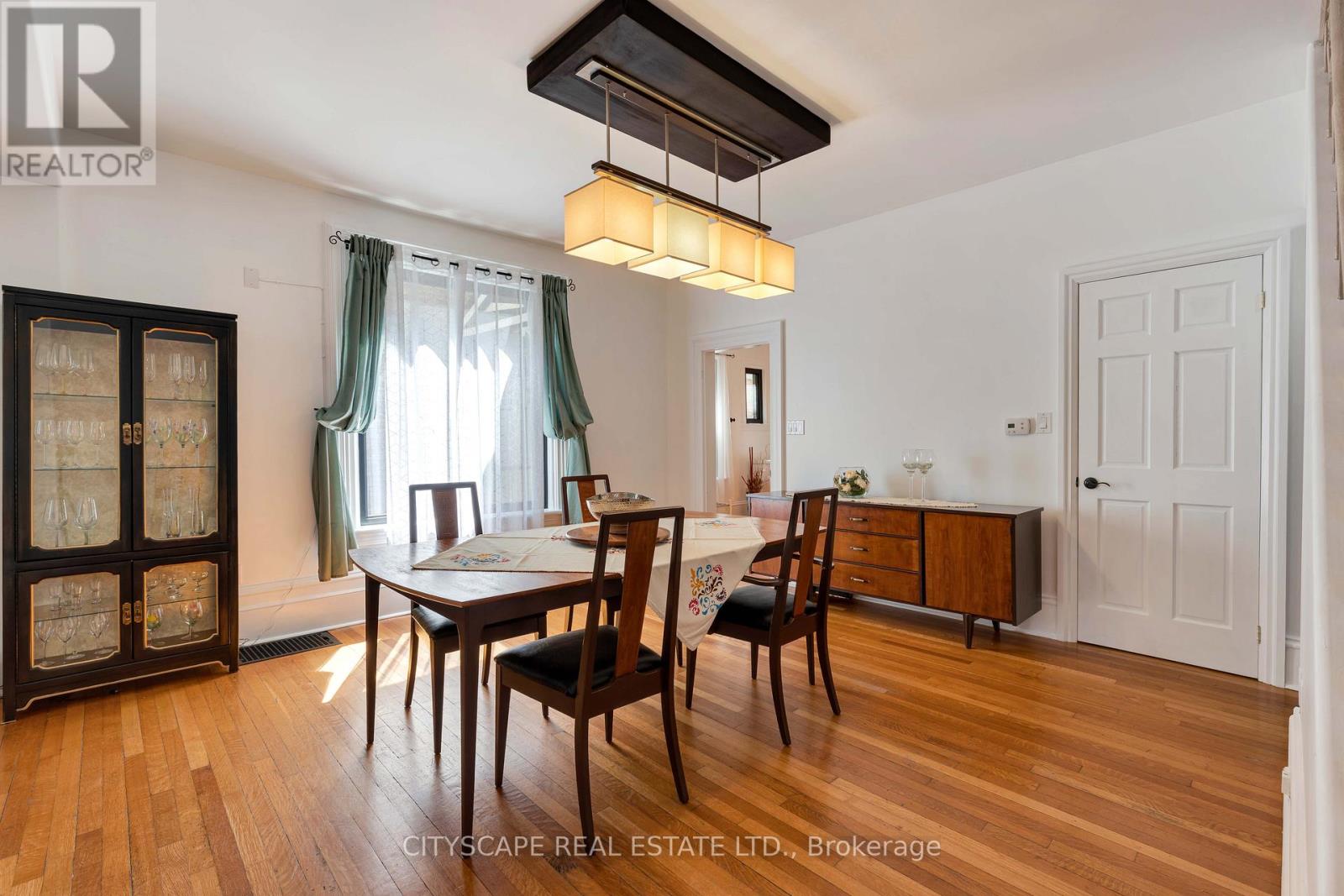 29 ARTHUR STREET - 4