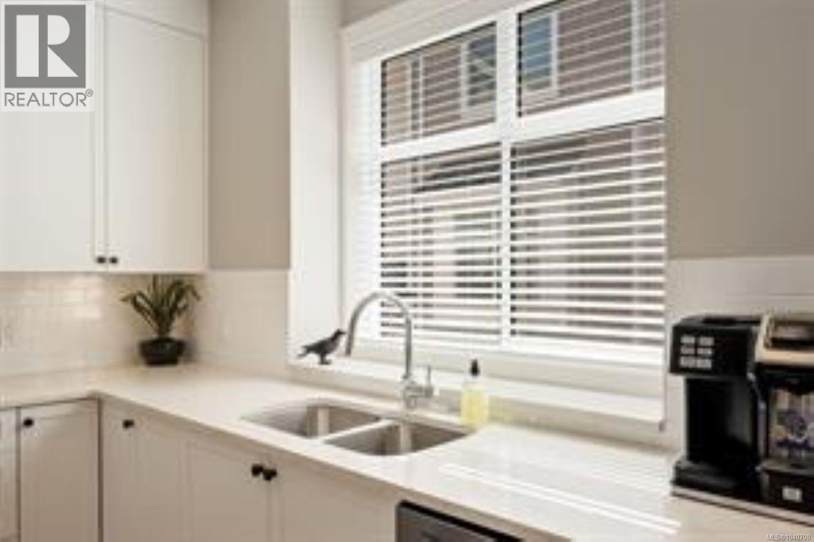 #3 10480 Resthaven Dr - Image 9