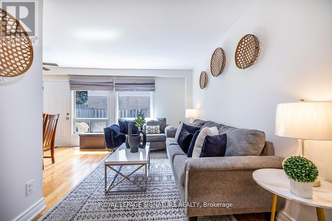 106 THORNY VINEWAY - 5