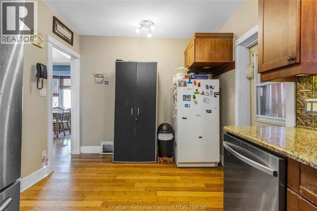 97 VICTORIA AVENUE - 11