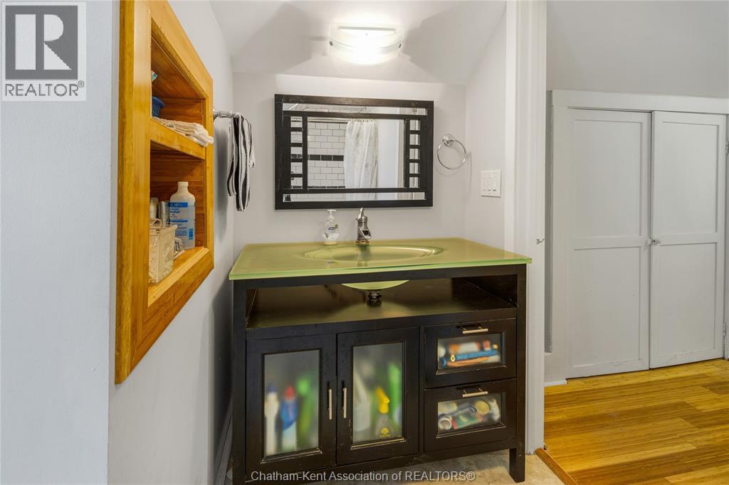 97 VICTORIA AVENUE - 23