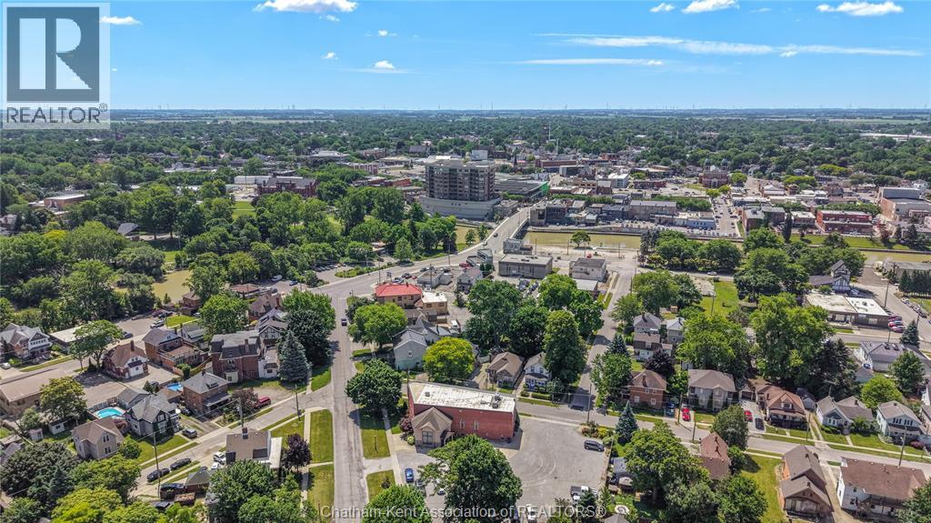 97 VICTORIA AVENUE - 37