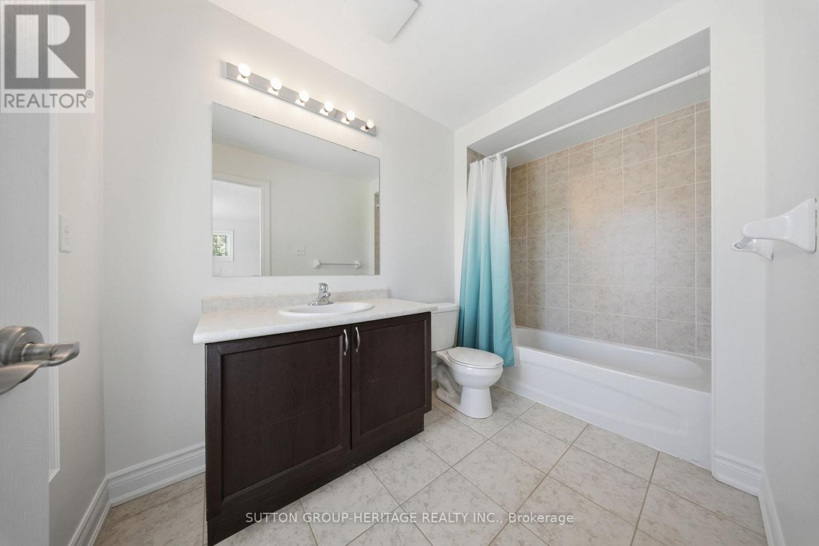58 GERRY RAVARY PLACE - 27