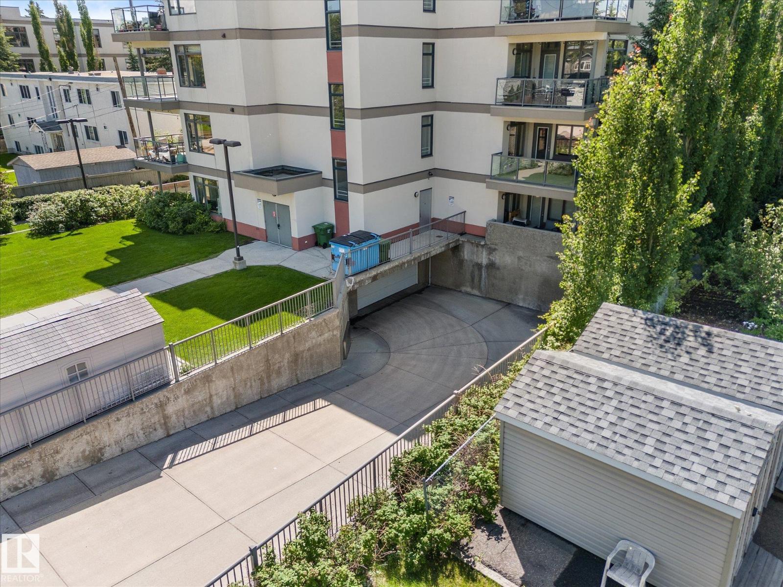 #408 11140 68 AV NW — photo 35