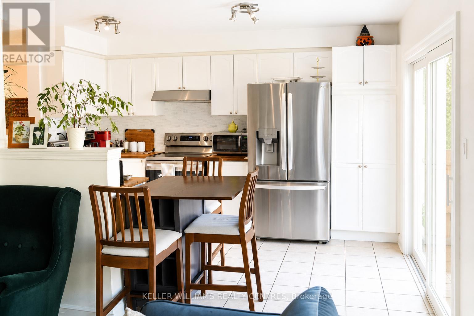 1681 STOVER CRESCENT - 11
