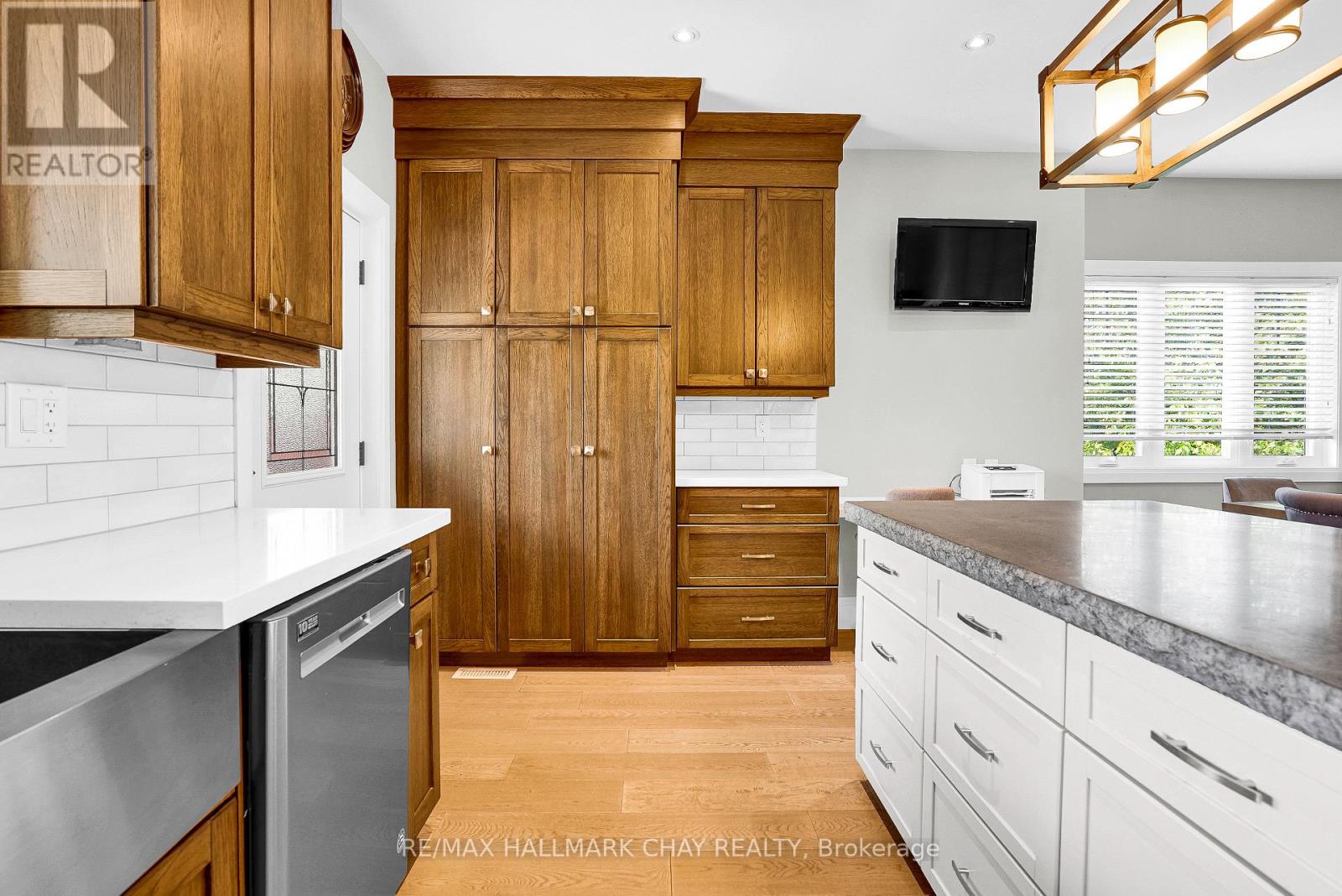 1573 COUNTY 6 ROAD S - 15