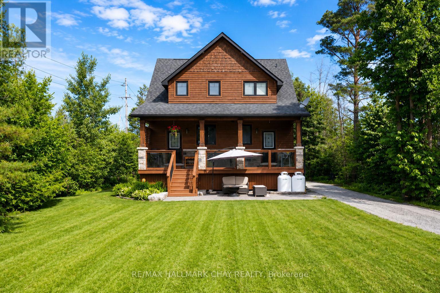 1573 COUNTY 6 ROAD S - 32