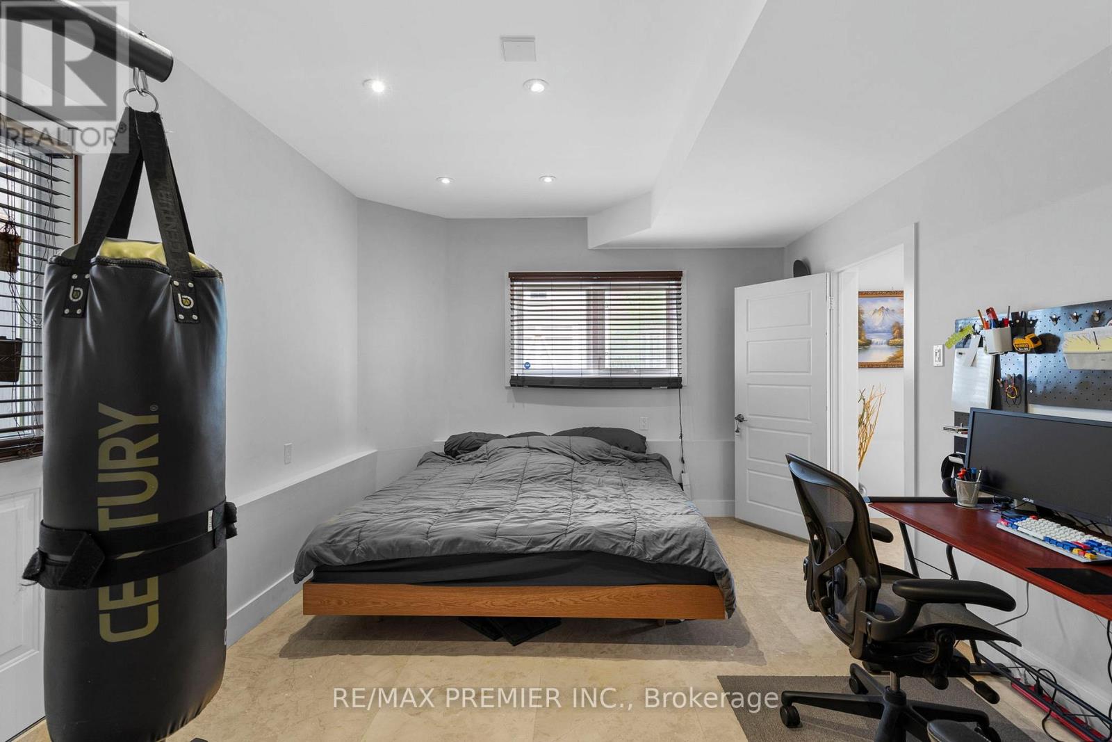 5 HUMBER STREET - 25