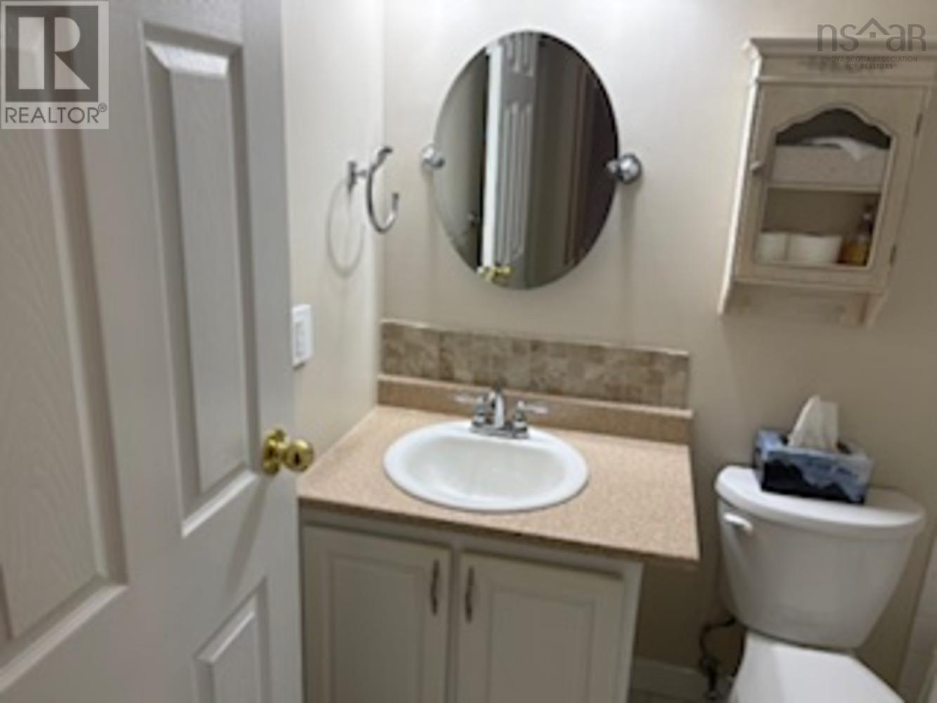 #204 41 Moirs Mill Road - 8