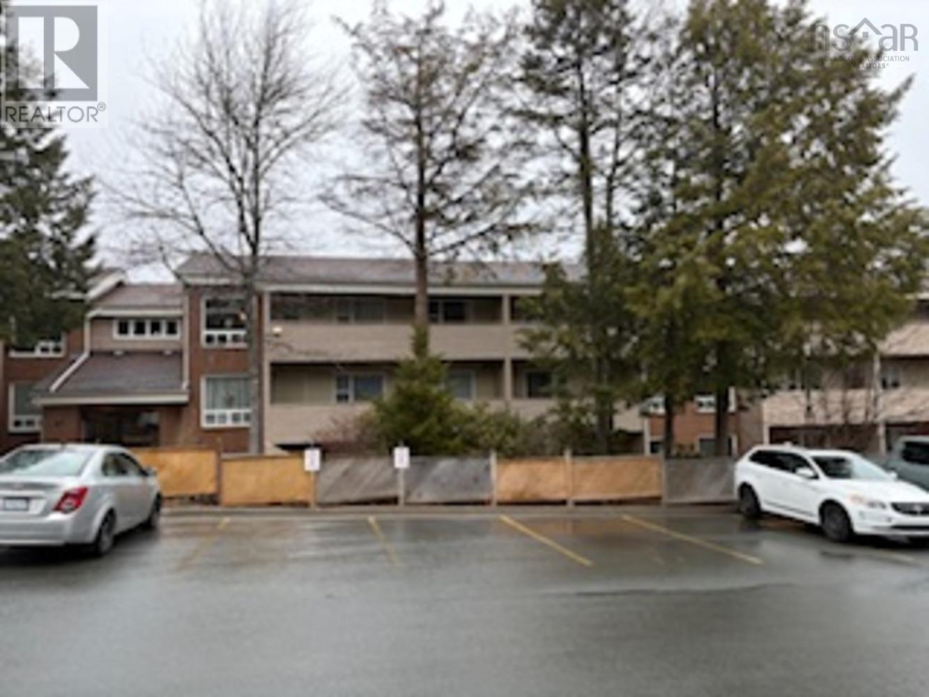 #204 41 Moirs Mill Road - 17