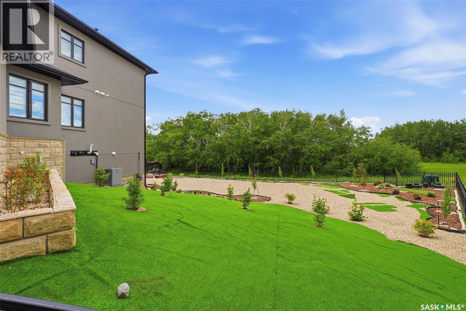 529 Greenbryre BEND — photo 69