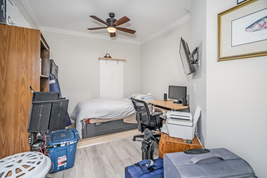 204 16421 64 AVENUE, Surrey