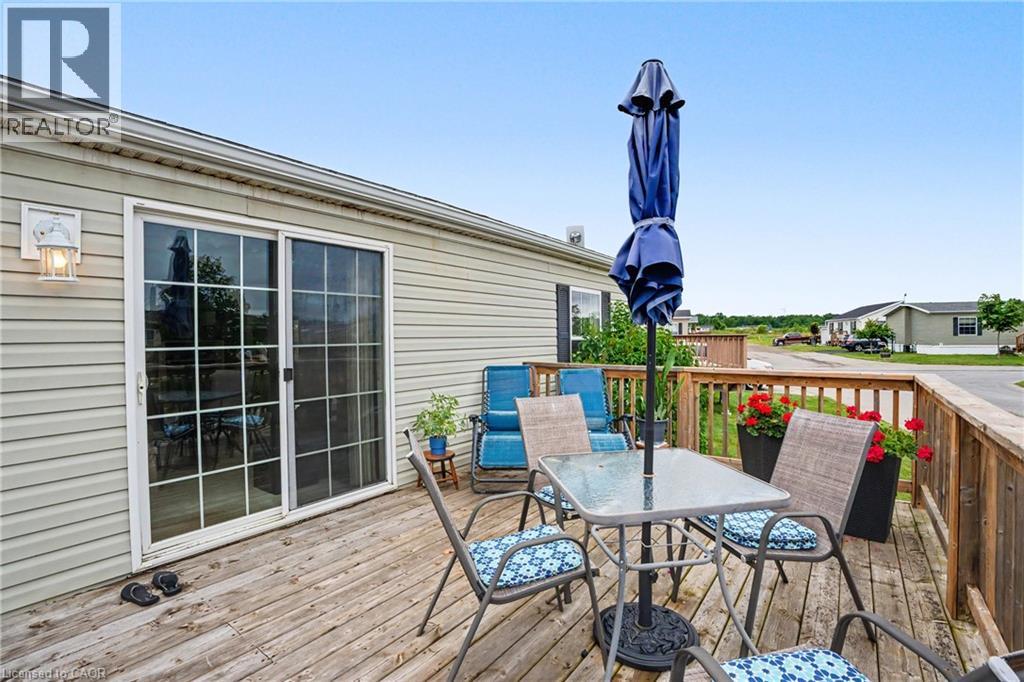 4 HICKORY Hollow - 24