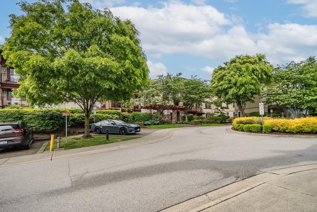 204 16421 64 AVENUE, Surrey