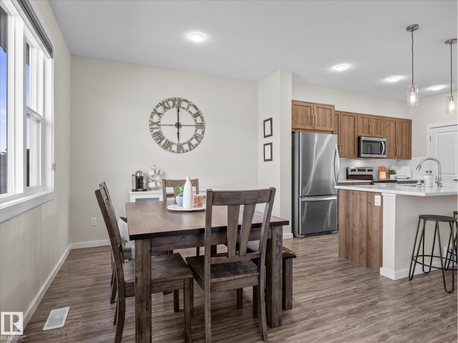 392 STOUT LN — photo 14