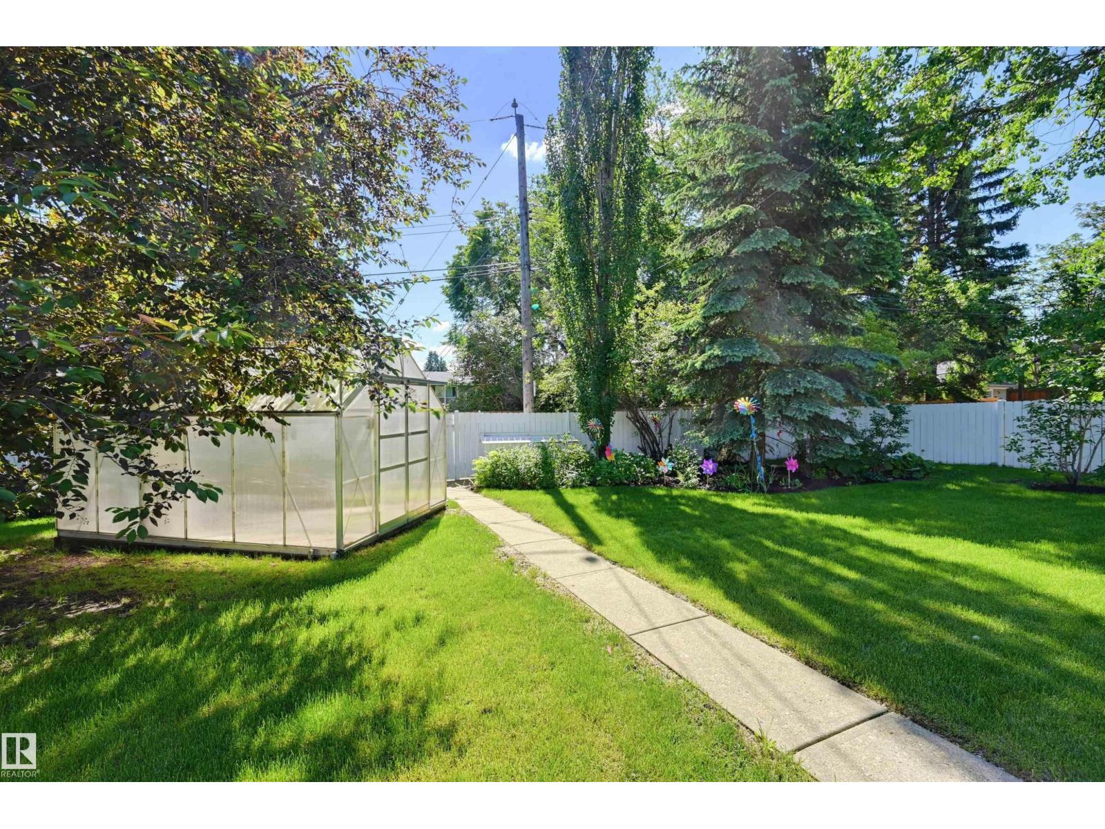8723 137 ST NW — photo 43