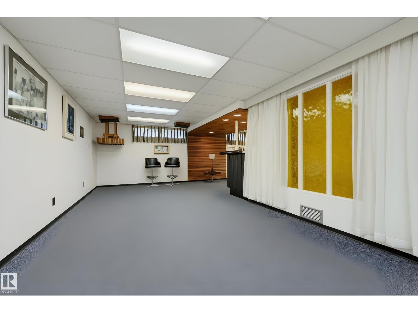 8723 137 ST NW — photo 35