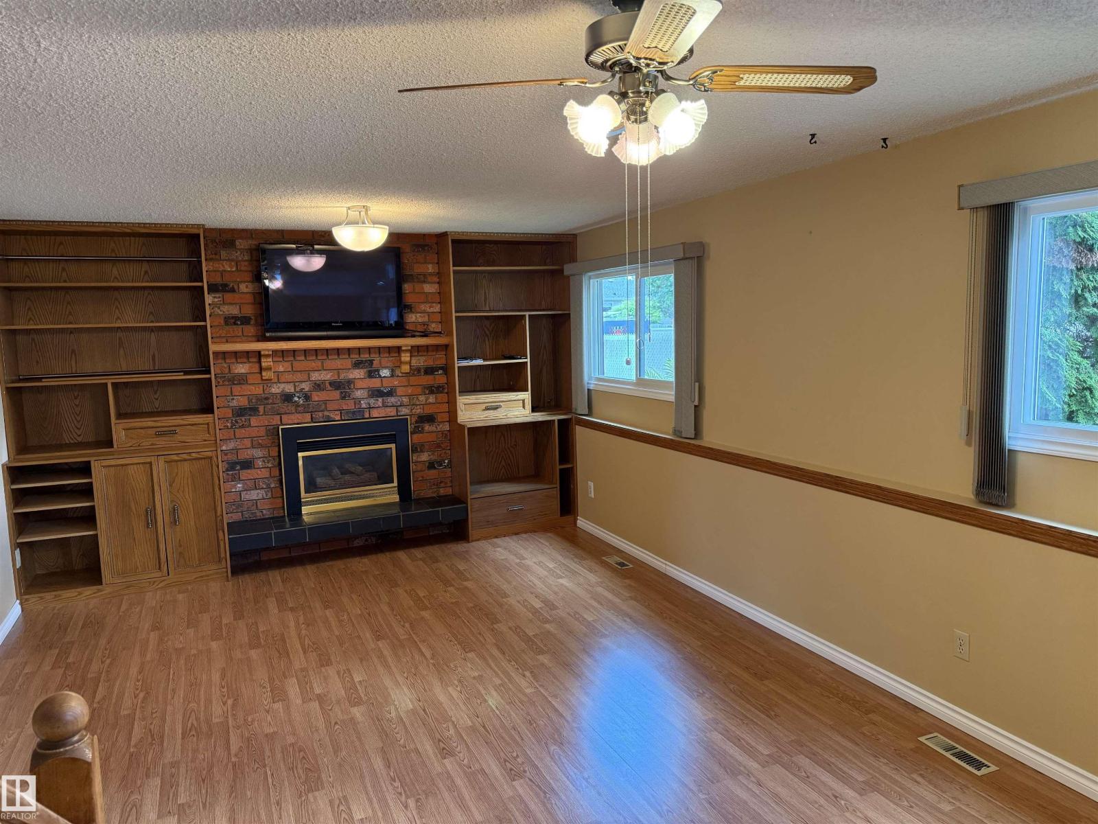 5503 Centennial DR - 6