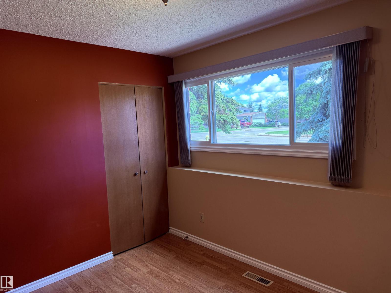 5503 Centennial DR - 12