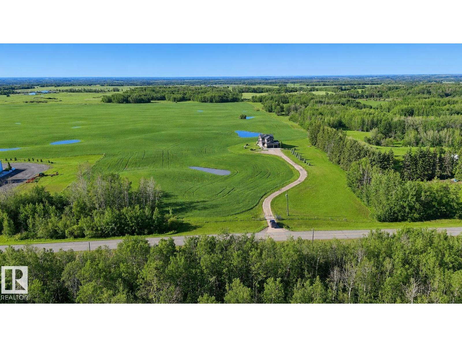 1423 TWP ROAD 512 - 35