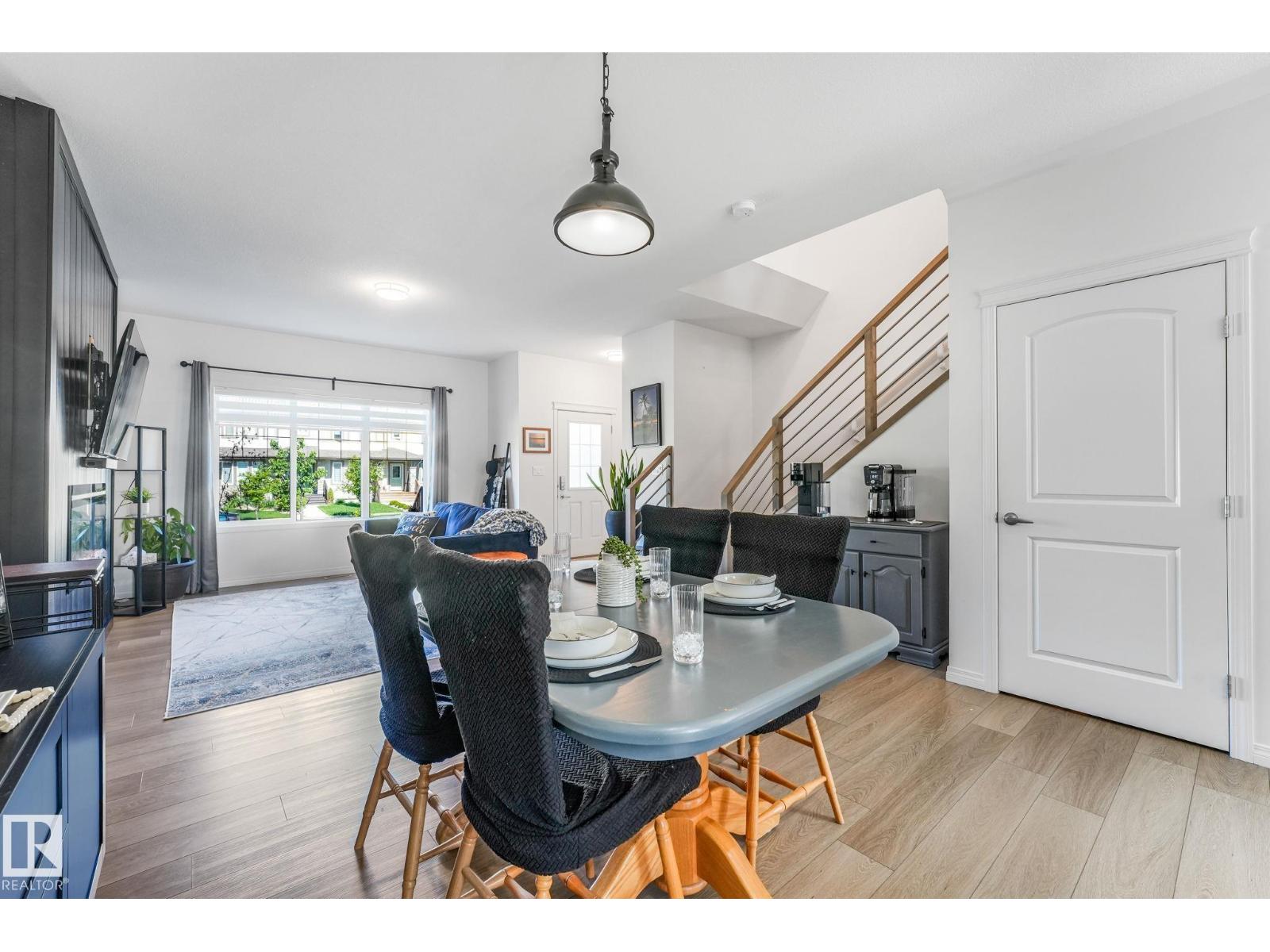 4417 38 ST - 18