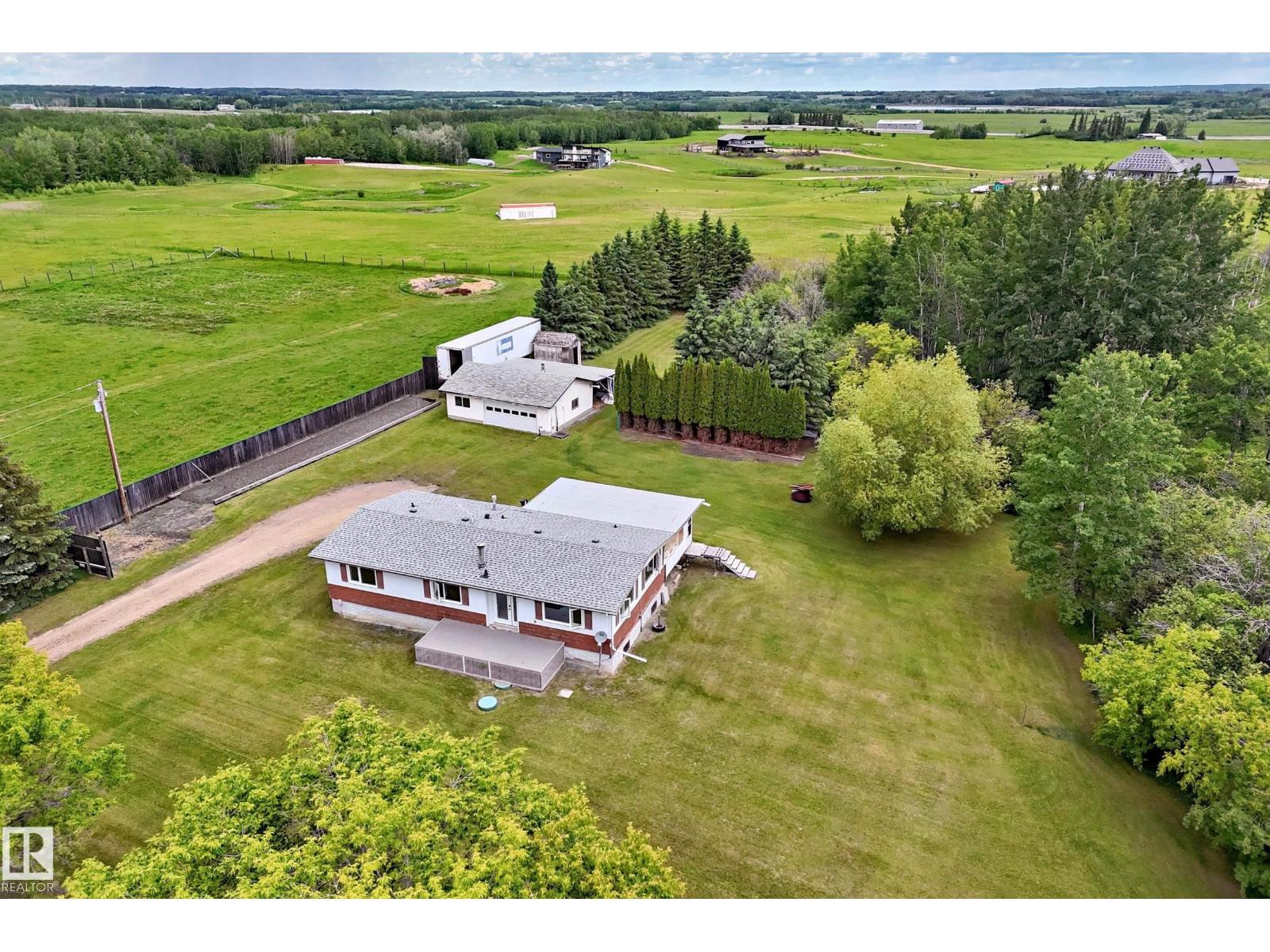 205 53110 RGE ROAD 213 NE - 1
