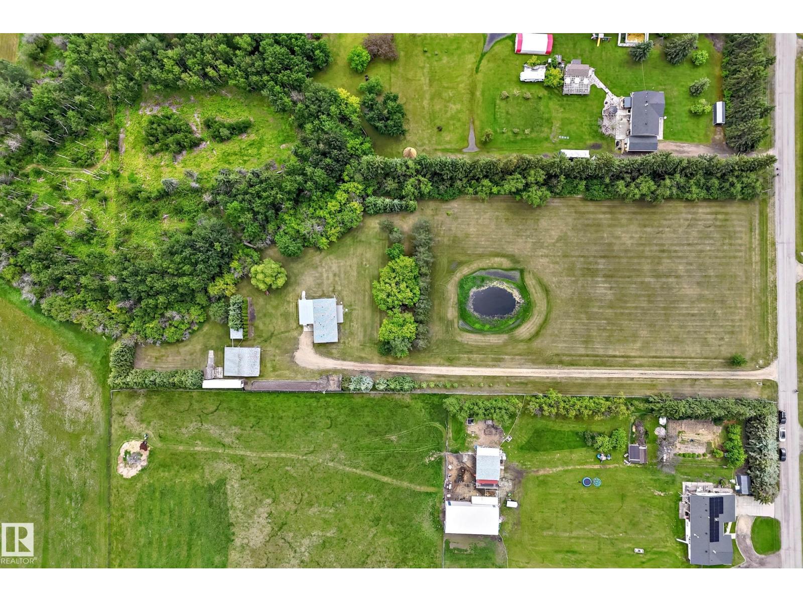 205 53110 RGE ROAD 213 NE - 28