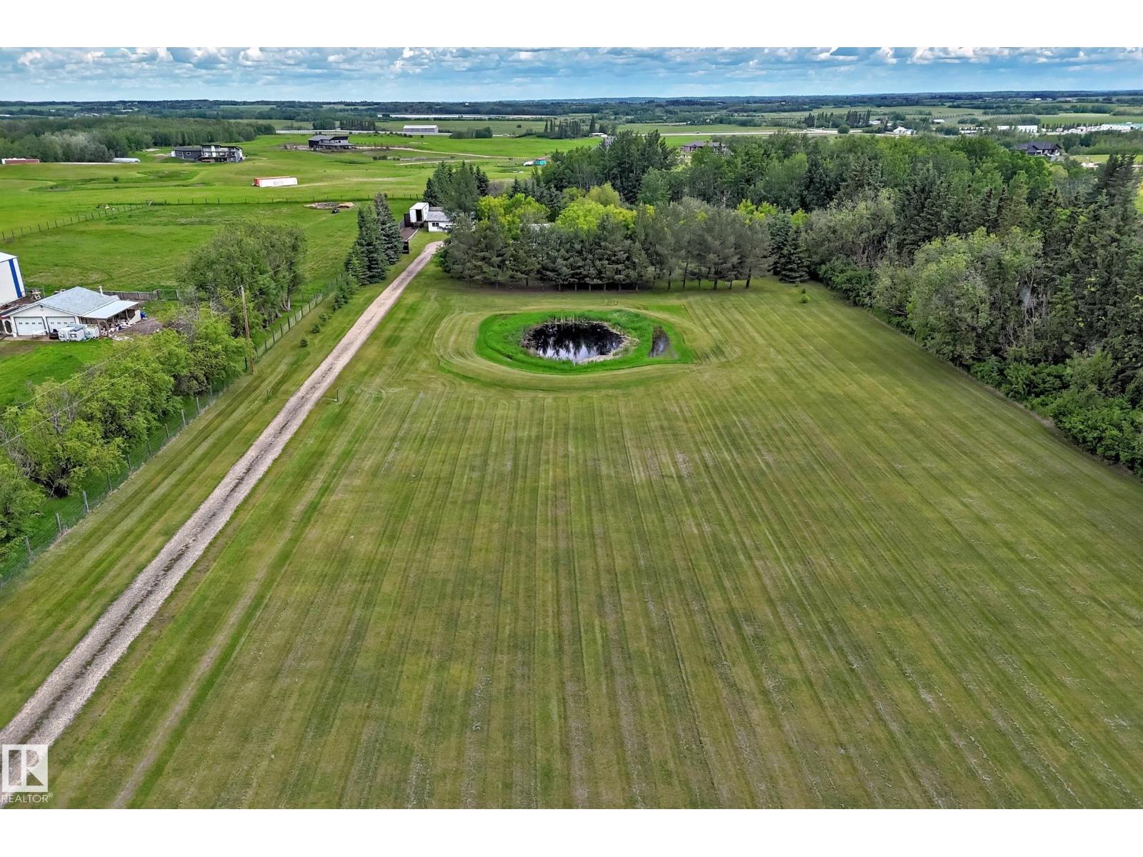 205 53110 RGE ROAD 213 NE - 27