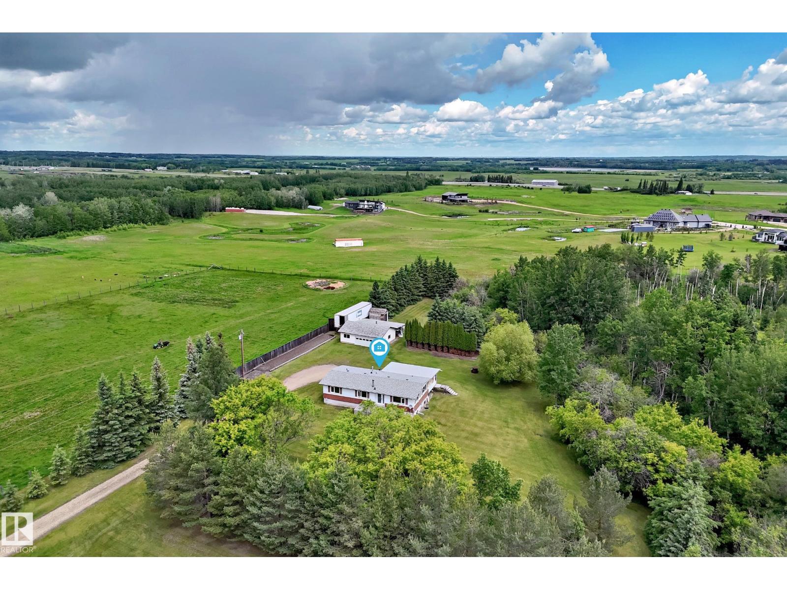 205 53110 RGE ROAD 213 NE - 29
