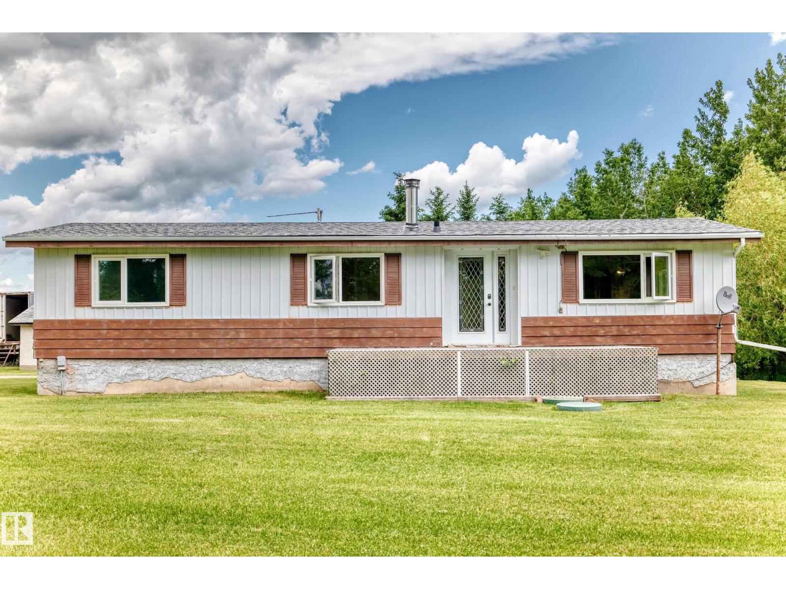 205 53110 RGE ROAD 213 NE - 2