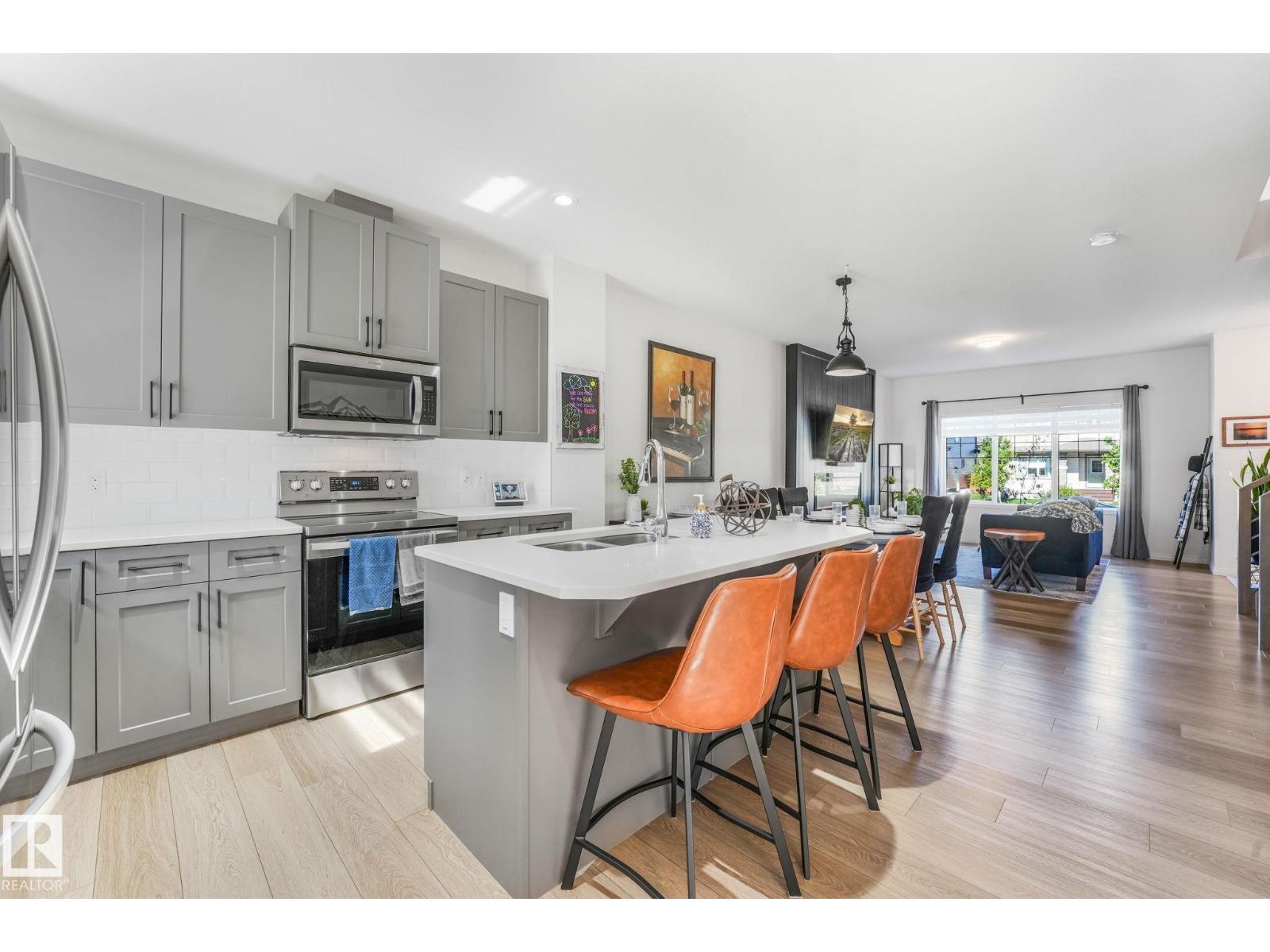 4417 38 ST - 20