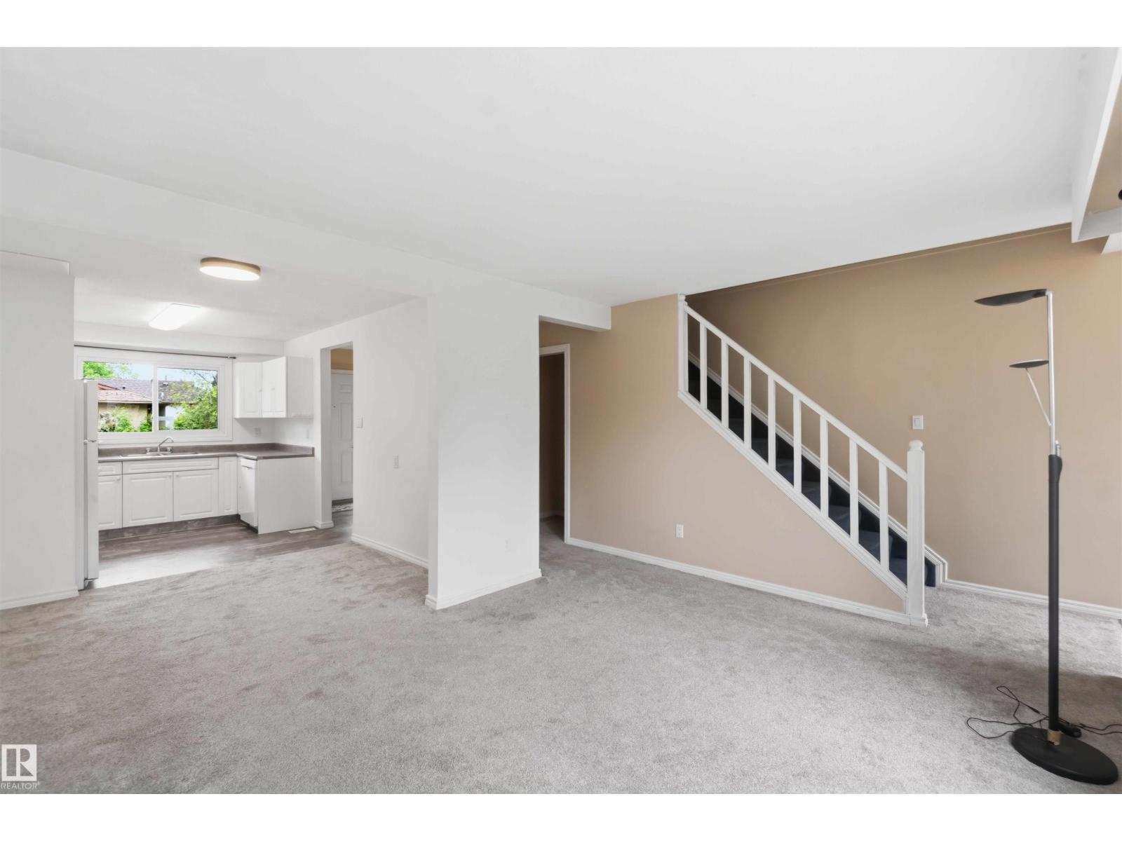17325 85 AV NW NW - 10