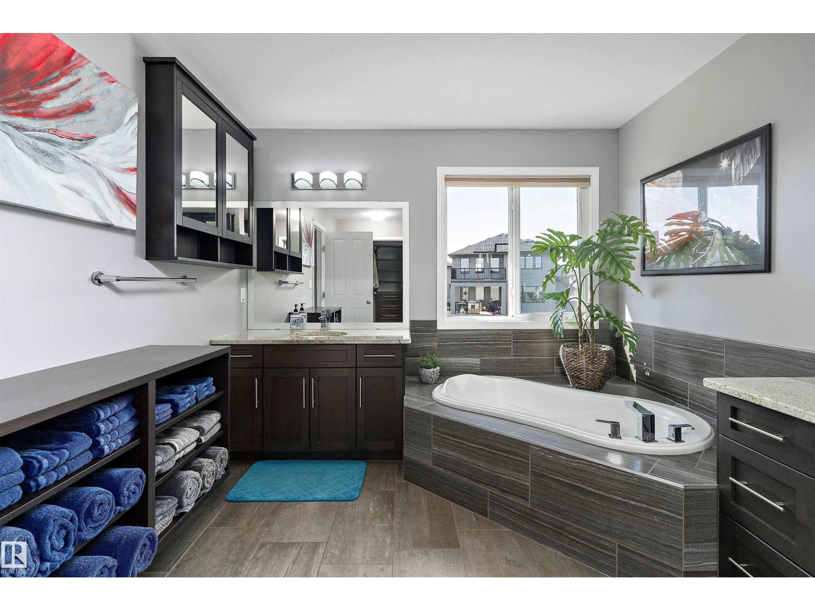 1325 Adamson DR SW - 34