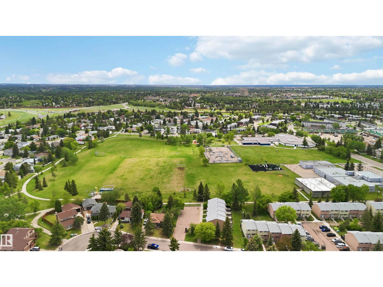 17325 85 AV NW NW - 60