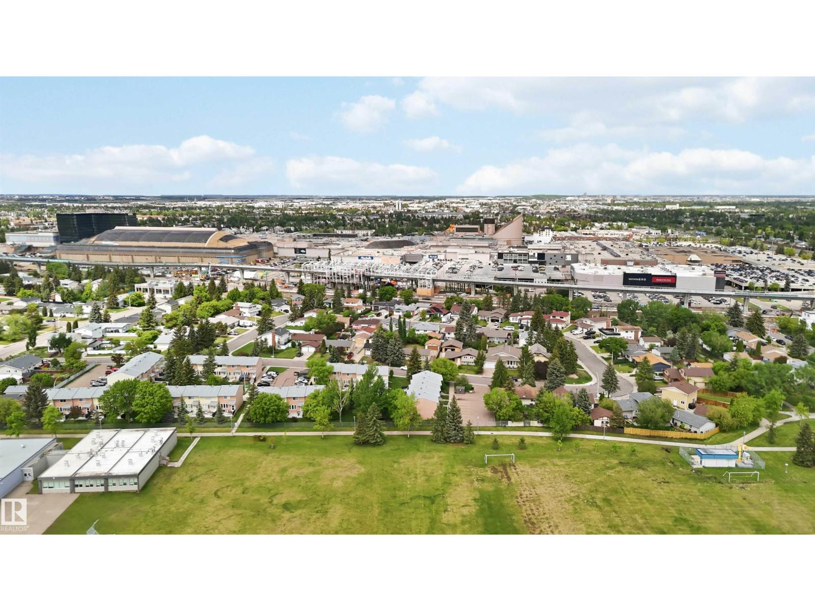 17325 85 AV NW NW - 55