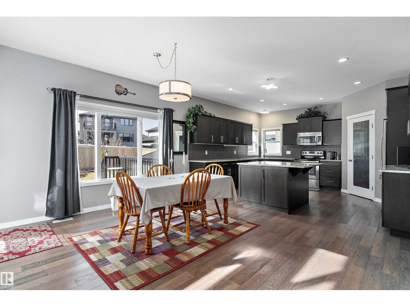1325 Adamson DR SW - 11