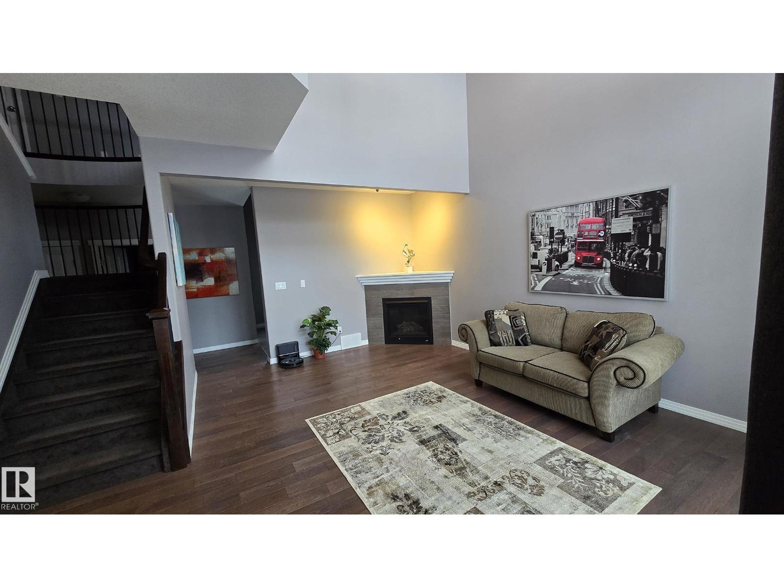 1325 Adamson DR SW - 19