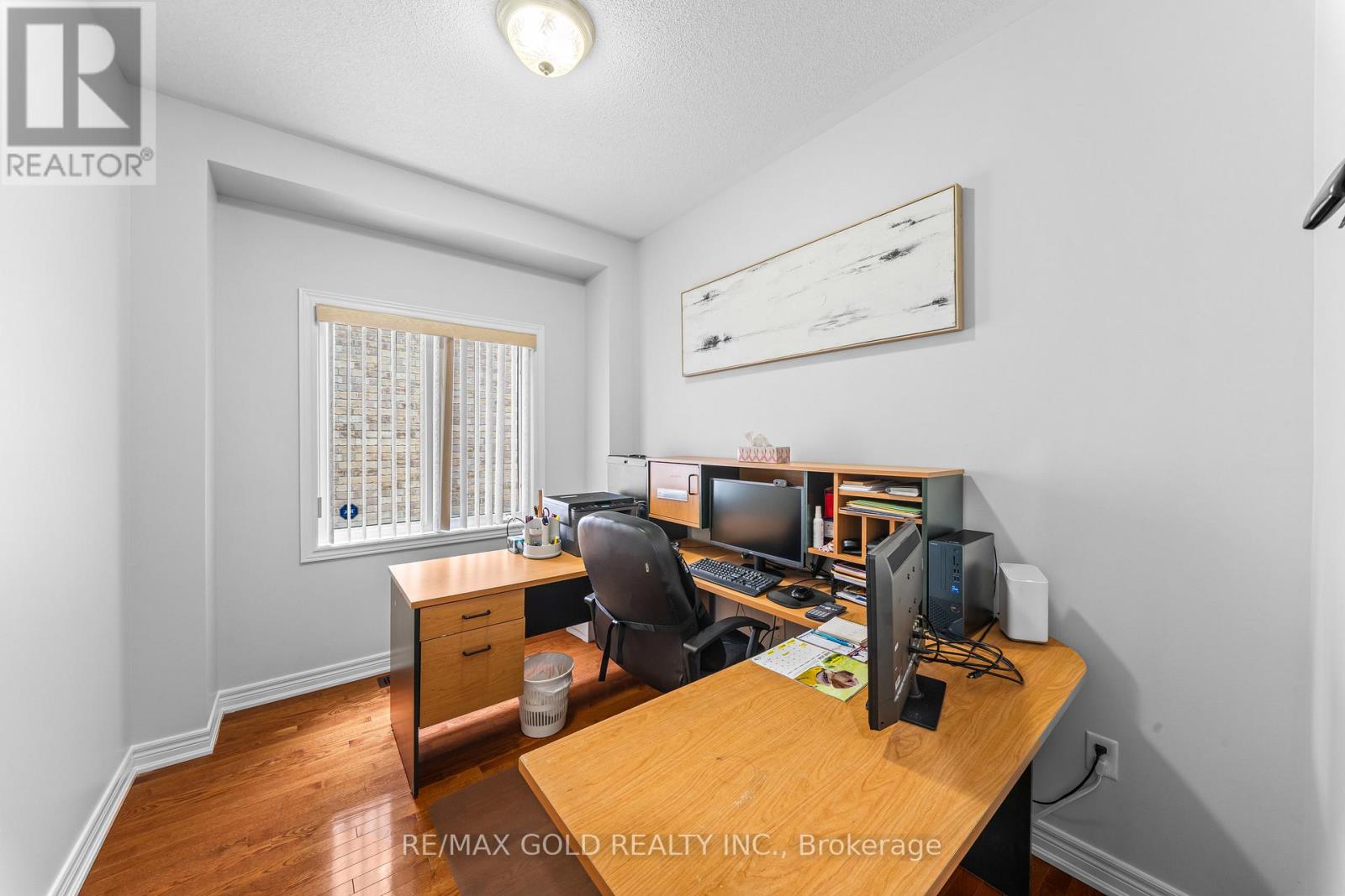 14 DOVEHAVEN CRESCENT - 21