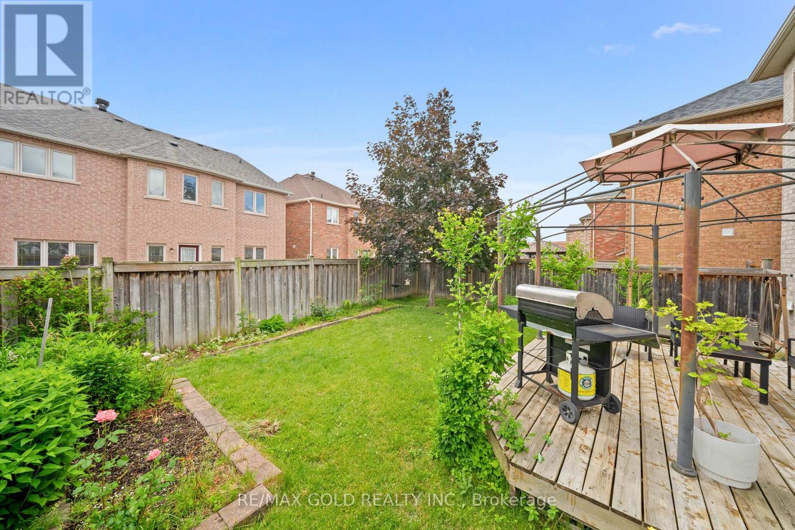 14 DOVEHAVEN CRESCENT - 48