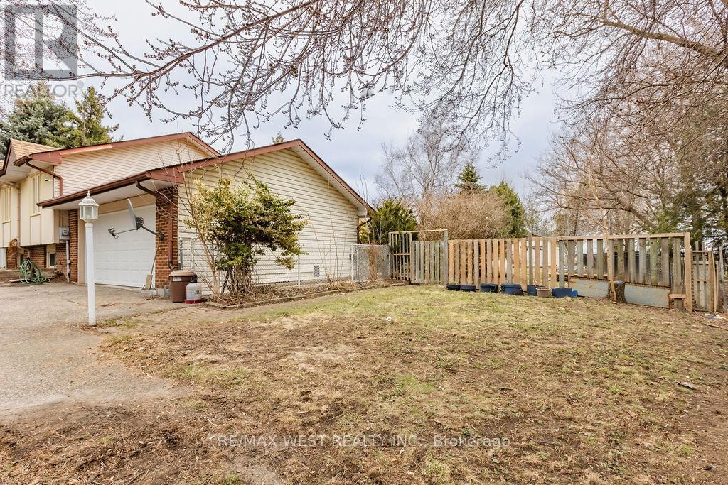 12777 MISSISSAUGA ROAD - 5