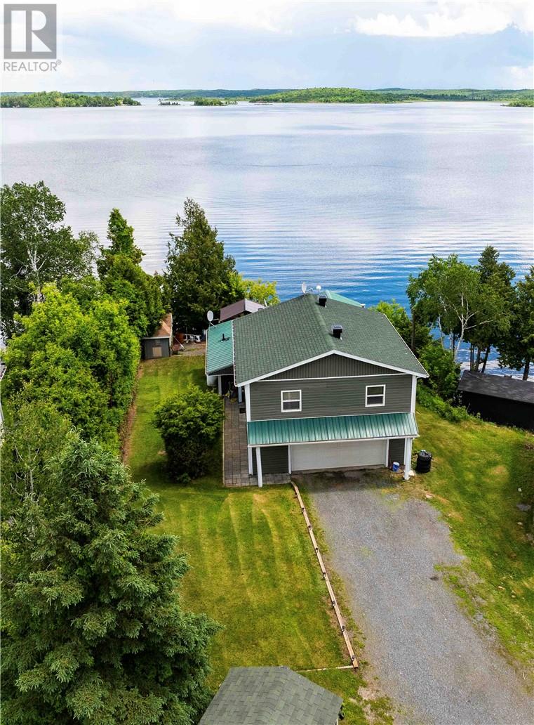 2203 Couture Street - 2