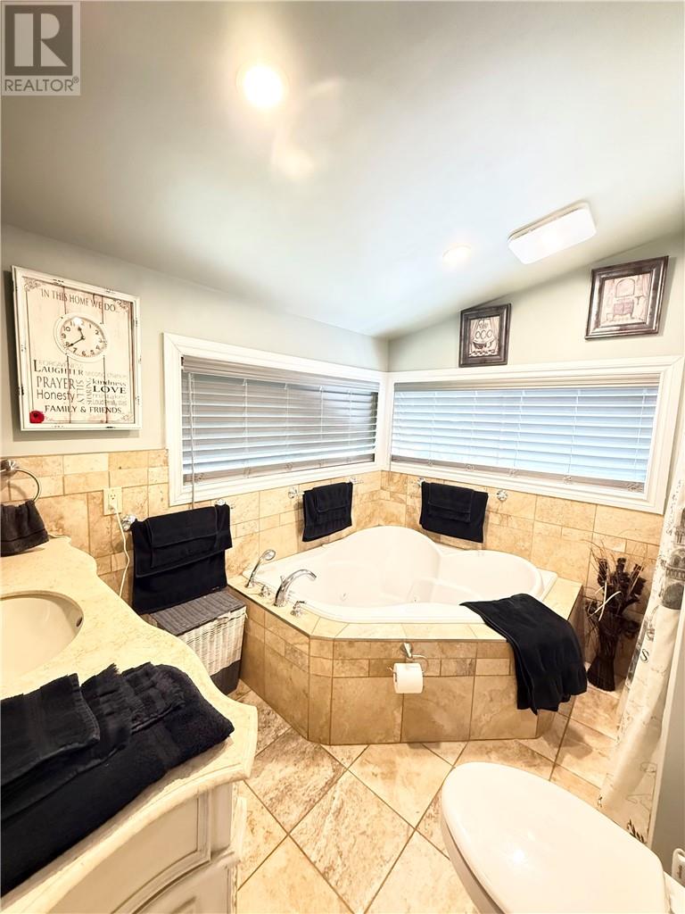 2203 Couture Street - 9